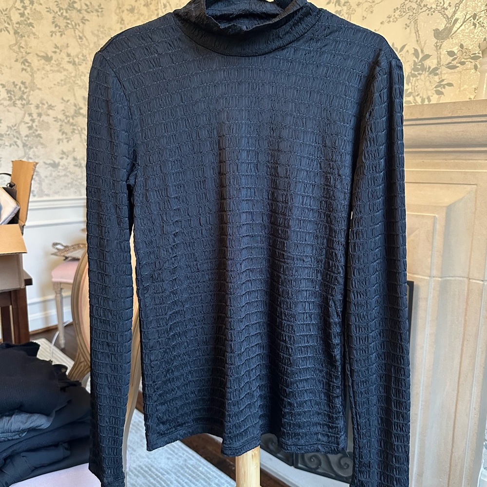 Sanctuary Black Textured Knit Top